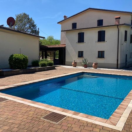 Ca' Vanello Apartment Borgo Tossignano Luaran gambar