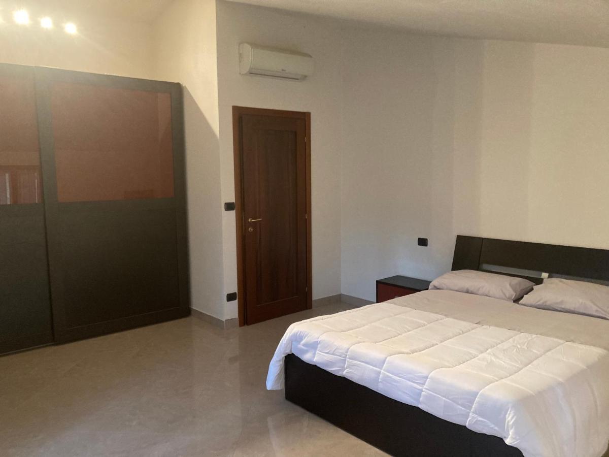 Ca' Vanello Apartment Borgo Tossignano Luaran gambar