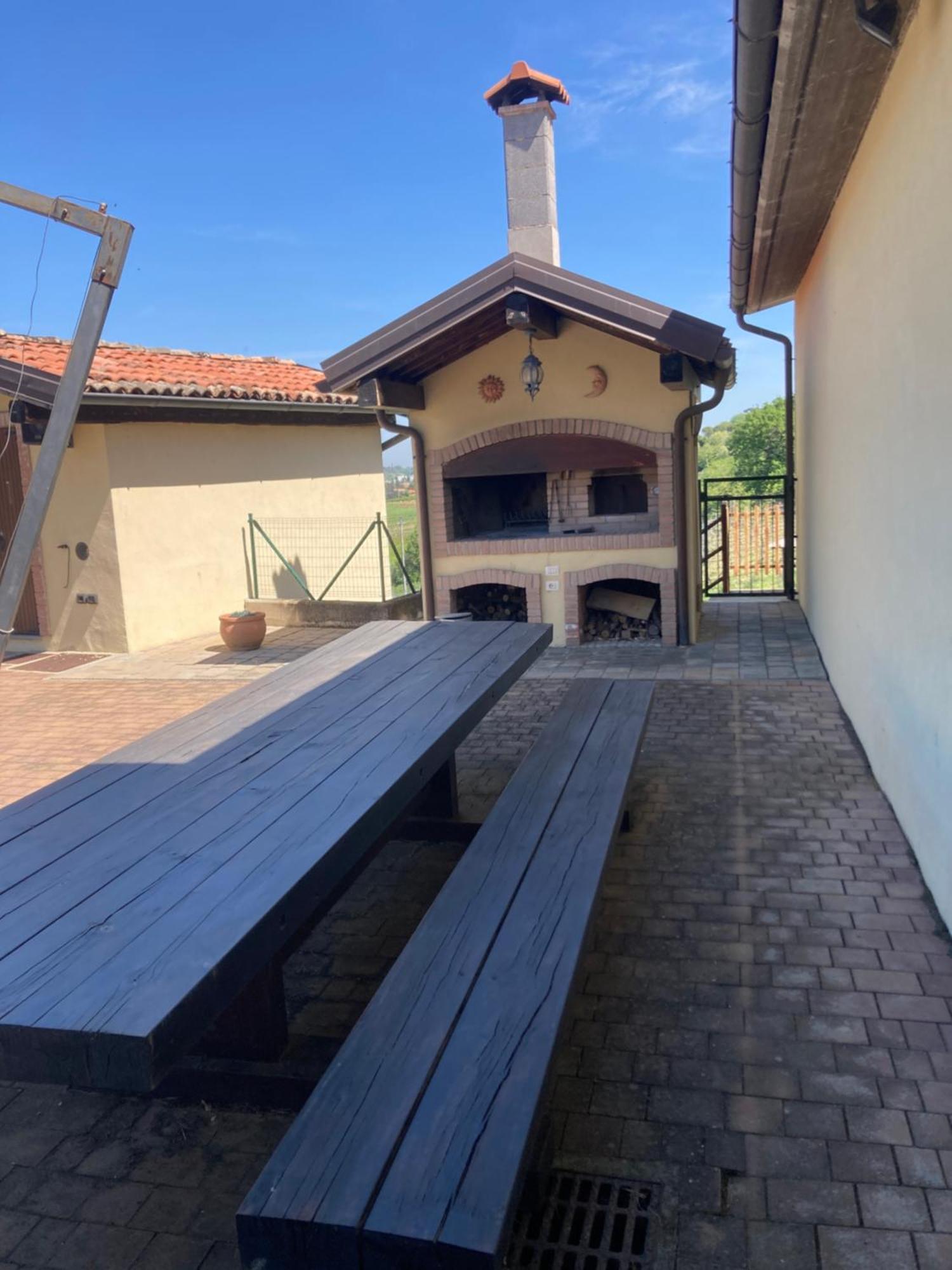 Ca' Vanello Apartment Borgo Tossignano Luaran gambar